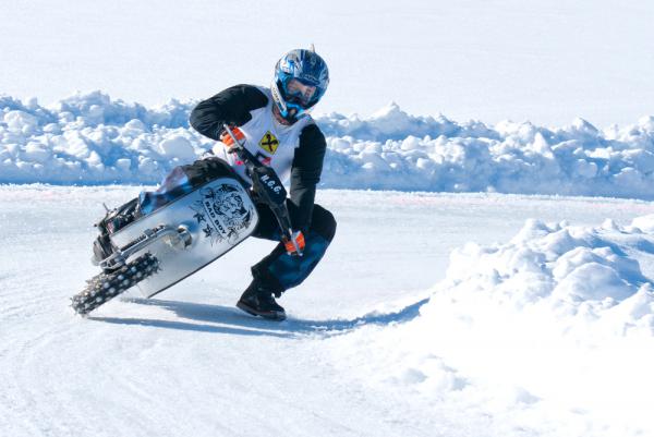 Angehängte Bilder: 3-Eisrennen-der-Ybbstaler-Rollerflotte-a23691659.jpg
